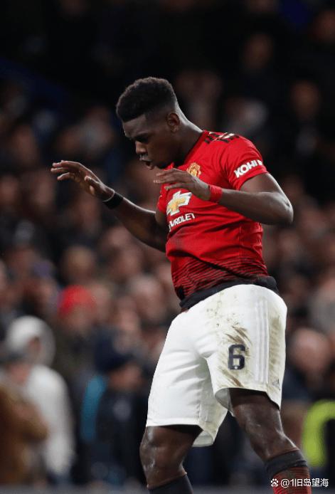 曼联陷入三连败困境，博格巴受伤缺席两周，球迷呼吁管理层重组阵容的简单介绍